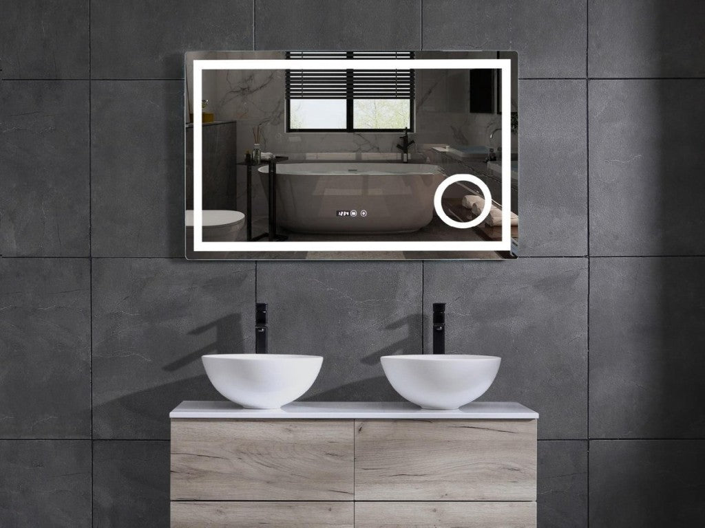 Iris | LED Badkamerspiegel – Met Digitale Klok, Voorverlichting & Verwarming - 80cm tot 200 cm breed