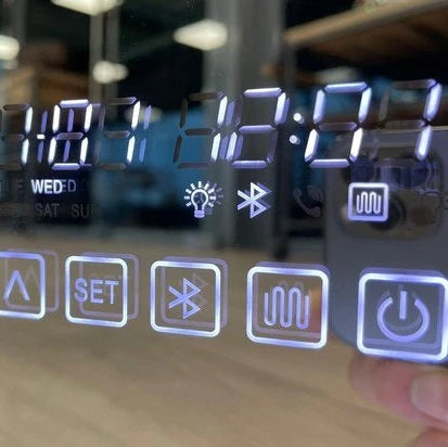 Hannah | LED Badkamerspiegel – Bluetooth & Speakers, Halfrond Design met Verwarming & 3 Kleuren Dimbaar – 80cm tot 120cm breed