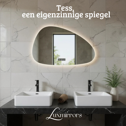 Tess | LED Badkamerspiegel – Organisch Design met Klok, Verwarming & Touchbediening - 80cm tot 180cm  breed