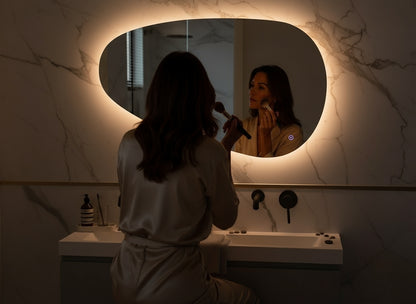 Darla Rechts | LED Badkamerspiegel – Organisch Design met Verwarming & Touchbediening – 80cm tot 180 cm breed